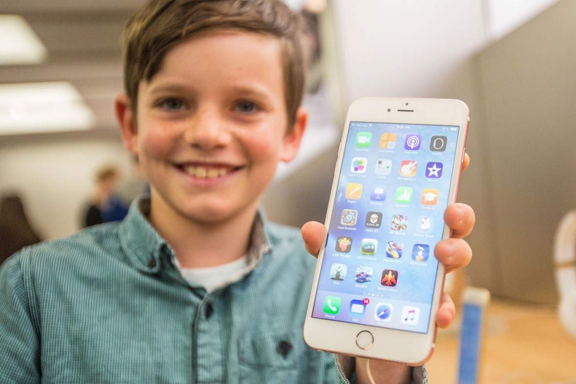 Mengenal Face ID iPhone X, Ini Hal yang Perlu Kamu Ketahui | Pricebook
