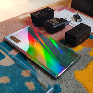 Membedah Isi Box Samsung Galaxy Note 10 dan Note 10+